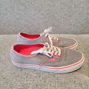 Vans. Womens. Pink and Gray